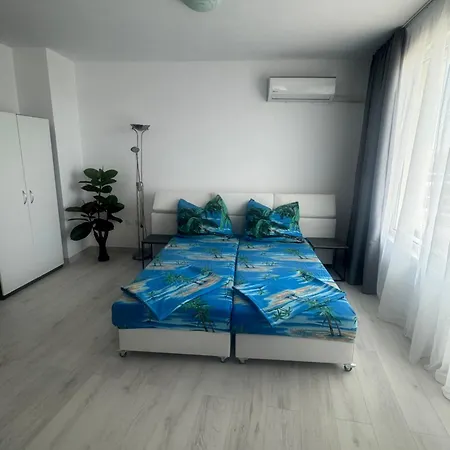 Yassen Apartman Napospart